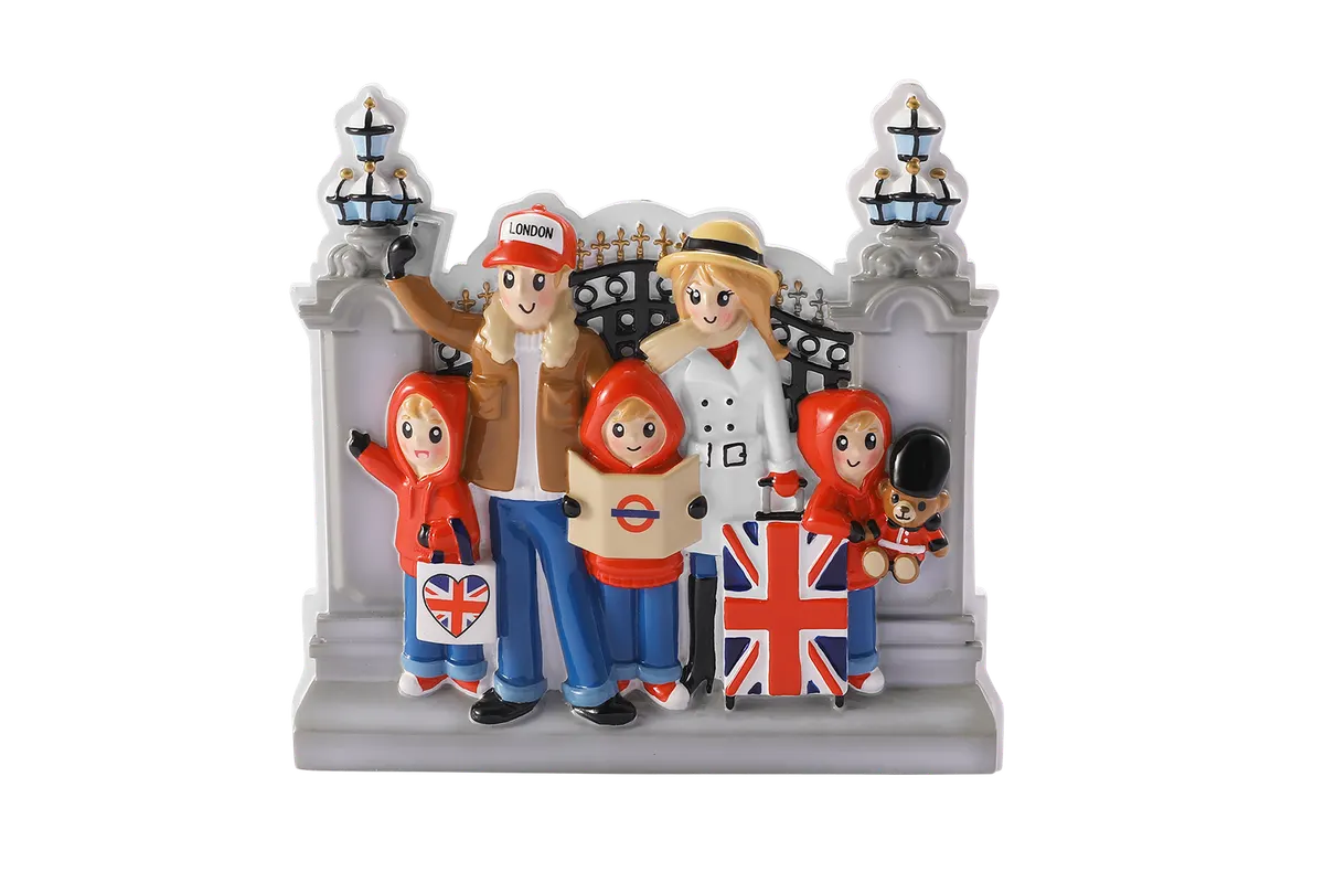 OR3072-5 - Buckingham Gate Family (3 Kids)