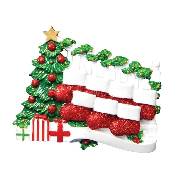 TT823-7 - Bannister with 7 Stockings Christmas Table Topper