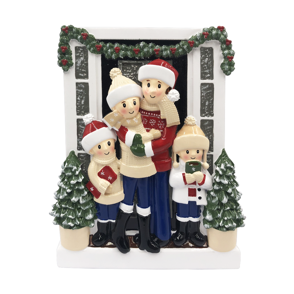 OR2026-4 - Farm House Family of 4 Personalized Christmas Decoration